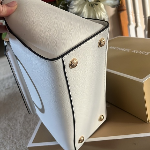 MICHAEL KORS CROSSBODY SATCHEL PURSES HUDSON  NEW AUTHENTIC 10x8.5 - Picture 12 of 12